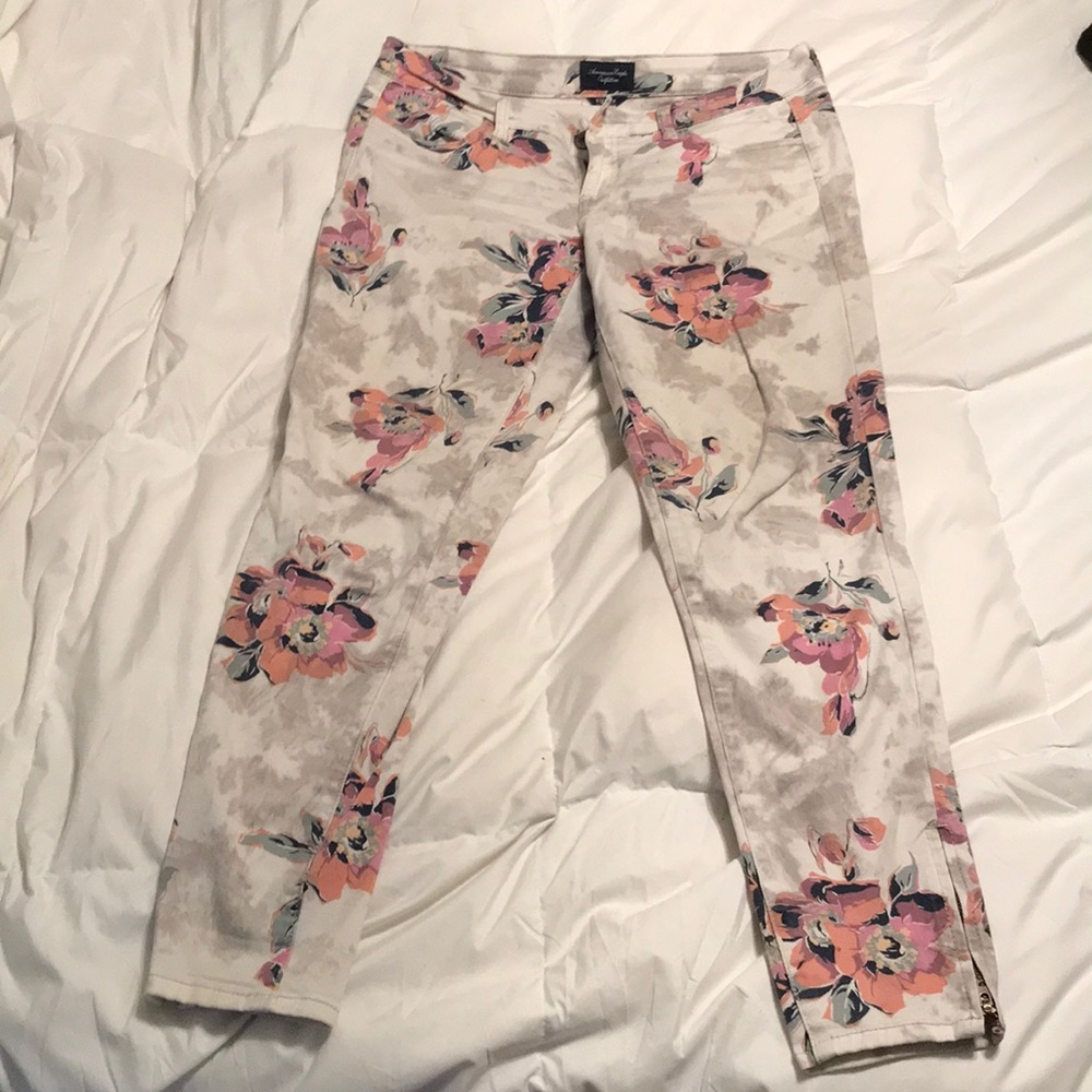 Flower Print American Eagle Jeggings - Size 8